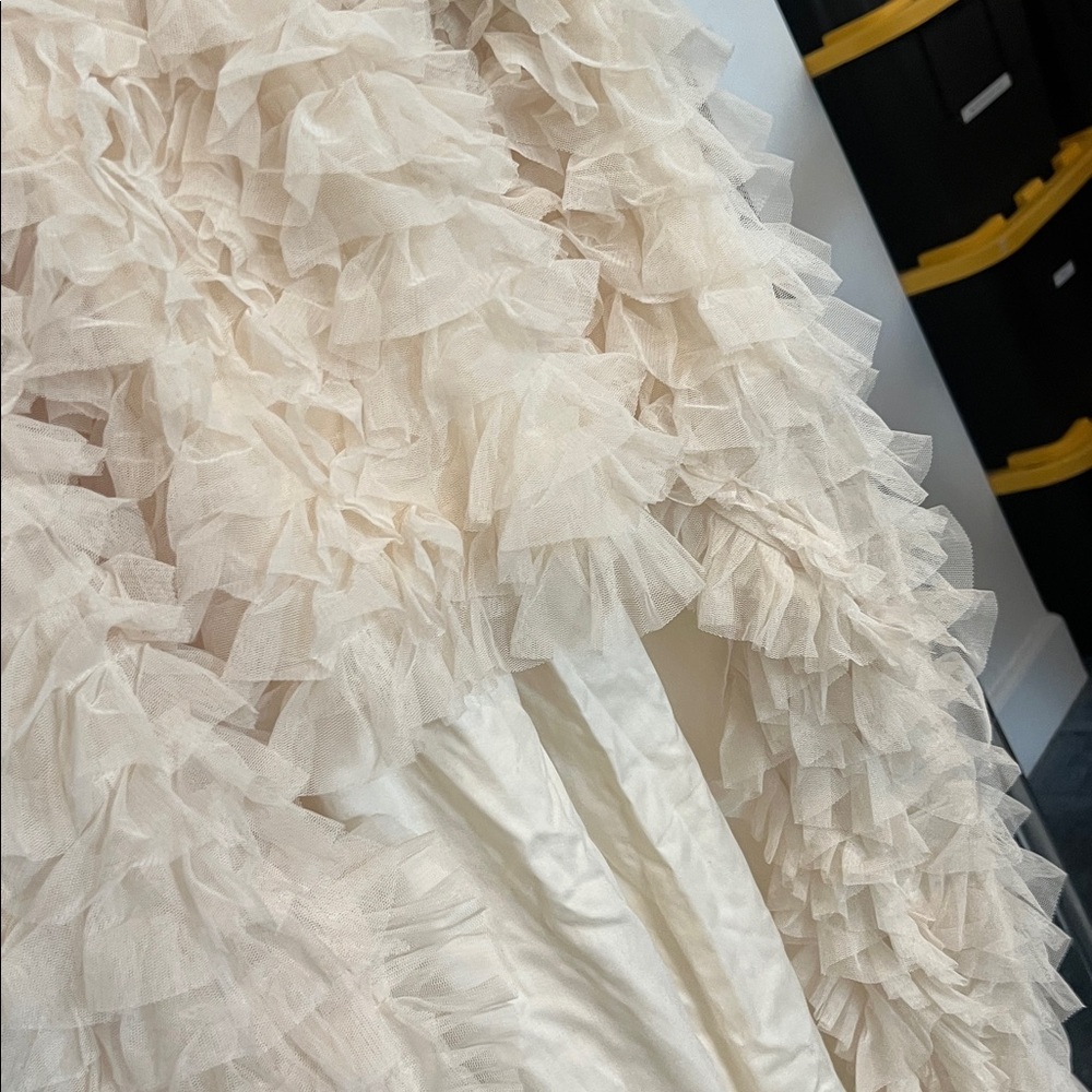 Elegant Cream Hi Low Ruffled Skirt - Picture 5 of 6